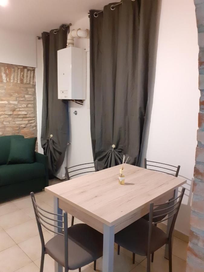 Il Leoncorno Apartment Ферара Екстериор снимка